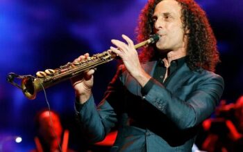 what instrument does kenny g play