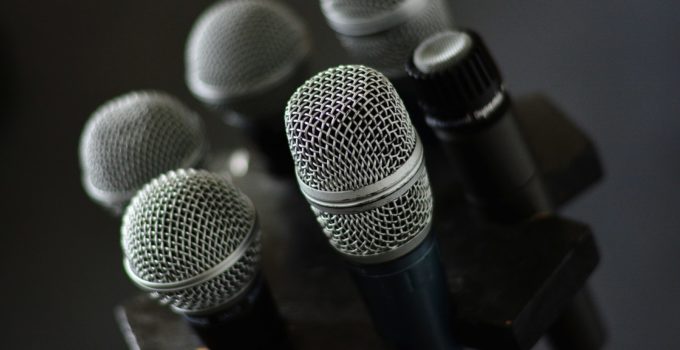 Factors Affecting the Number of Wireless Microphones You Can Use