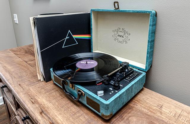 14 Tips to Take Care of Your Vinyl Records & Make Them Last Longer